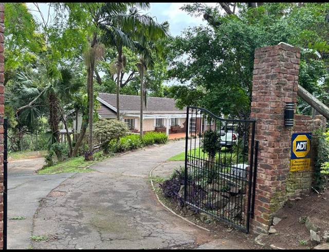 7 BEDROOM HOUSE FOR SALE IN ROUKEN GLEN